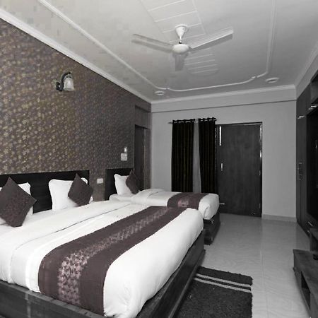 Hotel Oyo 11877 Royal Residency New Tehri Zewnętrze zdjęcie